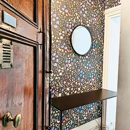 Suite Flamenco Oullins Exterior foto